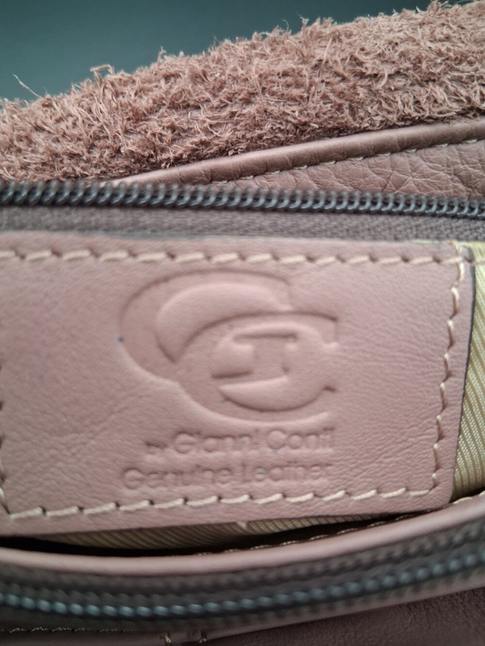 Gianni Conti Dusty Pink Leather Mini Crossbody Bag Detachable Leather Strap - Picture 5 of 8